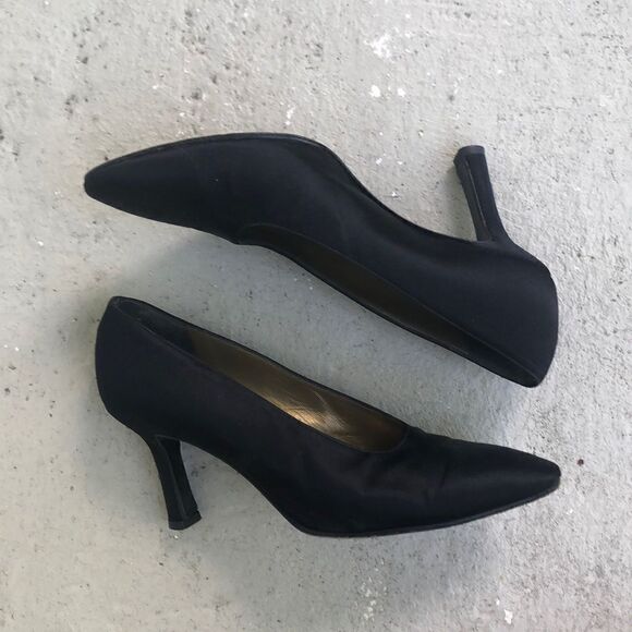 Yves Saint Laurent heels - Picture 1 of 7